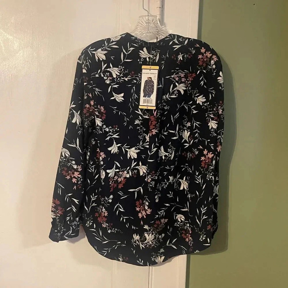 Hilary Radley womens Long Sleeve Blouse - Picture 6 of 8